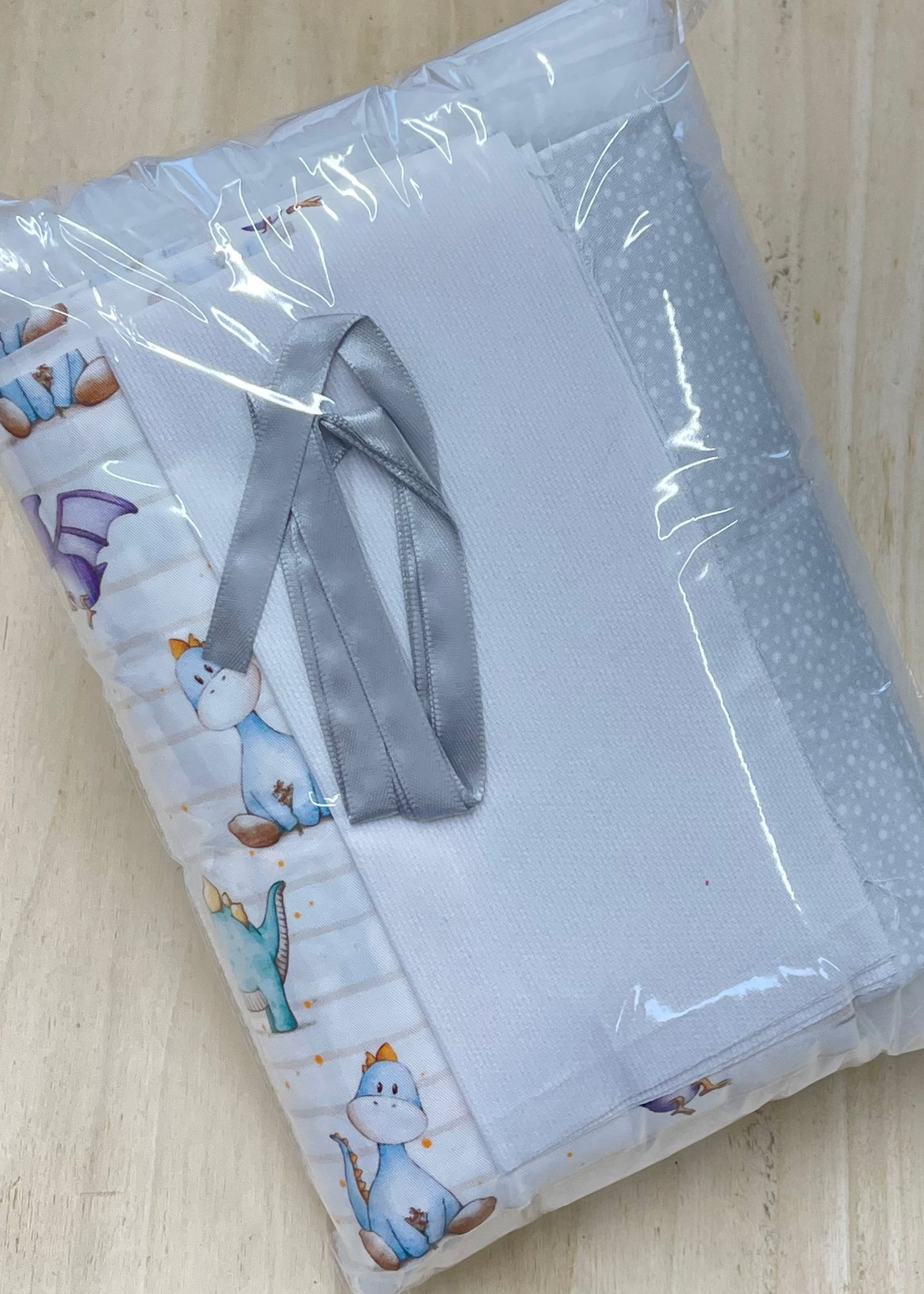 Kit Fiocco Nascita<br>Dino e Pois Grigi