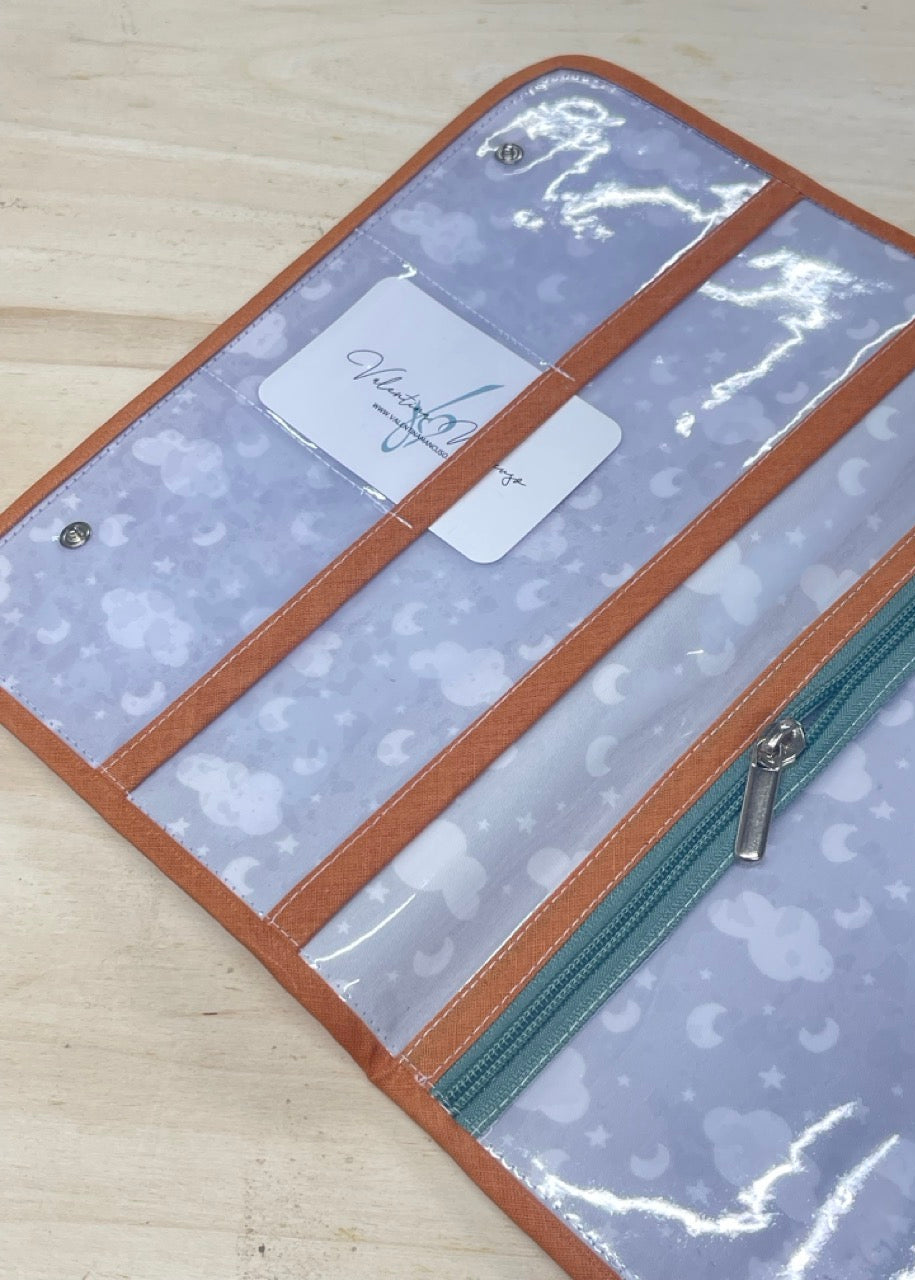 Porta Documenti <br> Little Lion e Notte Stellata